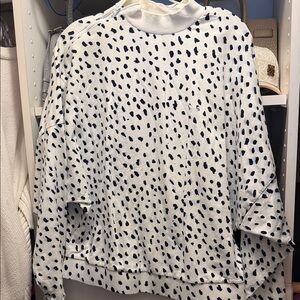 Adidas White and Black Patterned Sweatshirt